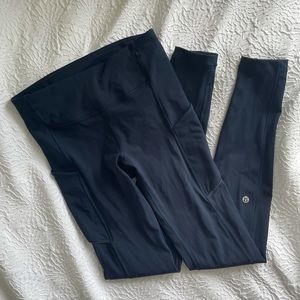 Lululemon Speed Up Tight 28" in True Navy